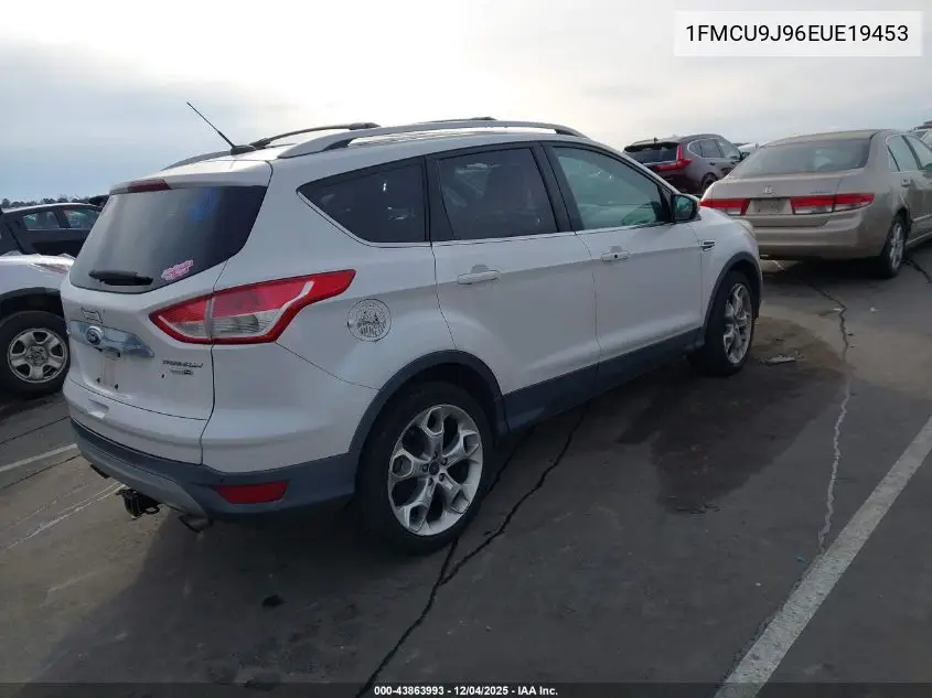 1FMCU9J96EUE19453 2014 Ford Escape Titanium