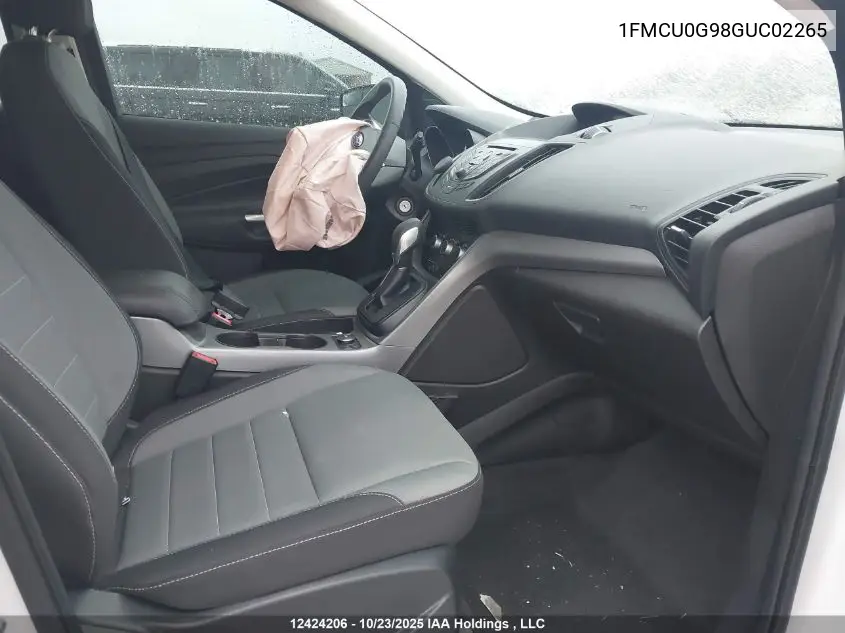 1FMCU0G98GUC02265 2016 Ford Escape Se