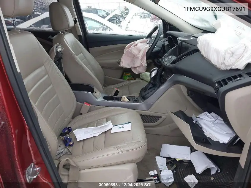 1FMCU9G9XGUB17691 2016 Ford Escape Se