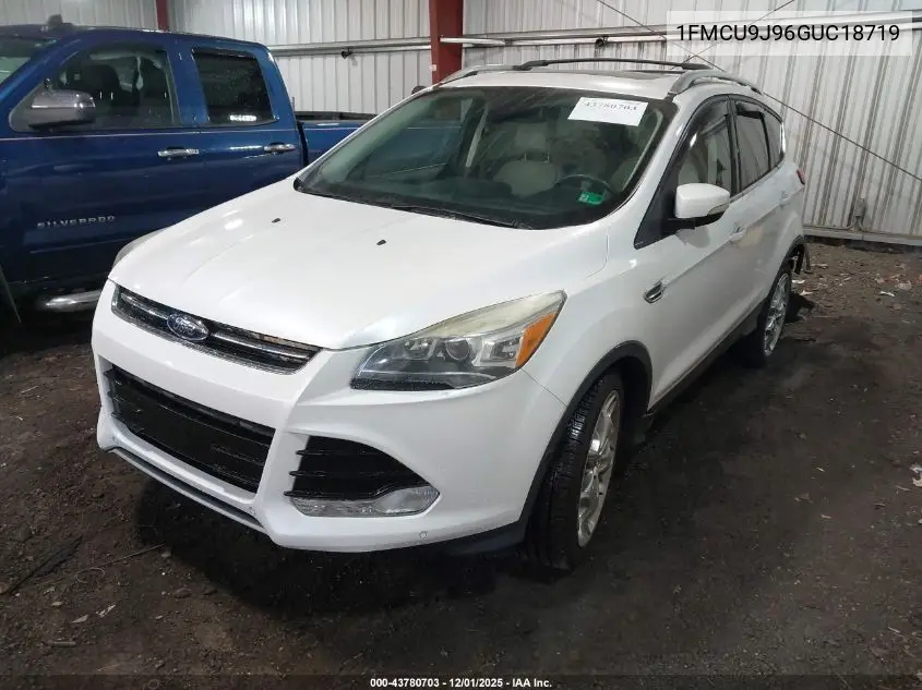 1FMCU9J96GUC18719 2016 Ford Escape Titanium