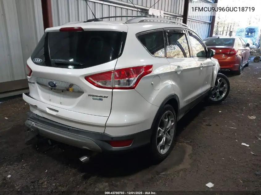 1FMCU9J96GUC18719 2016 Ford Escape Titanium
