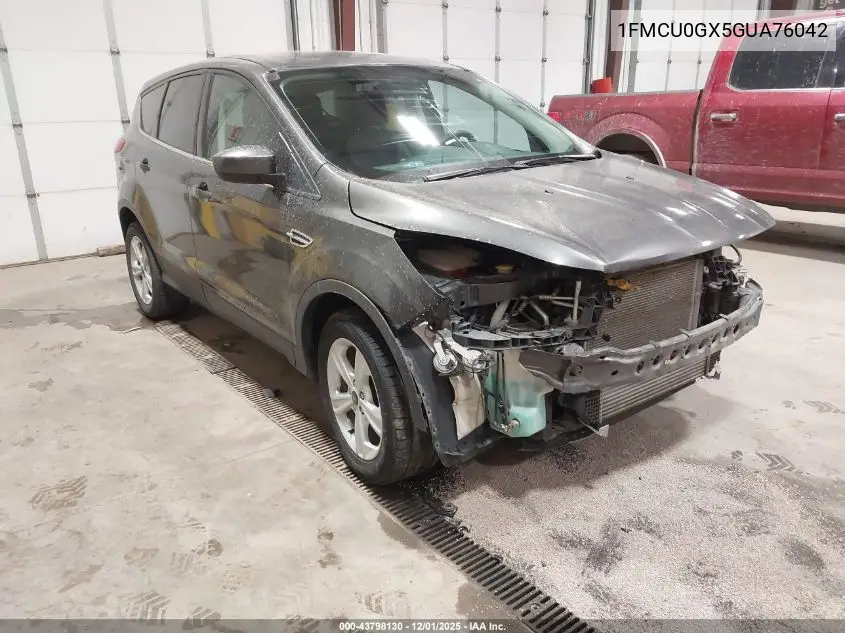 1FMCU0GX5GUA76042 2016 Ford Escape Se