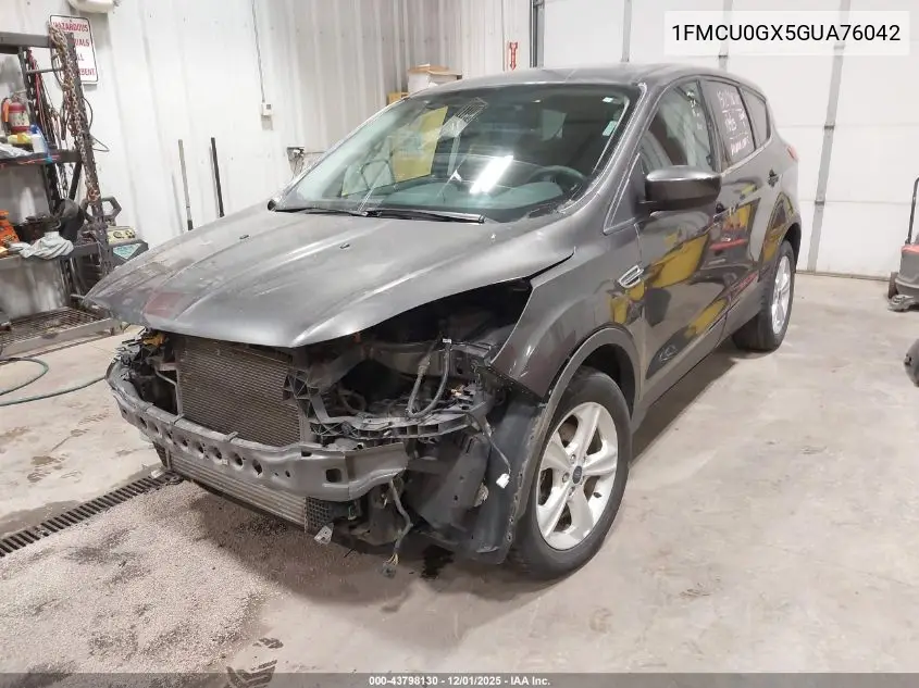 1FMCU0GX5GUA76042 2016 Ford Escape Se