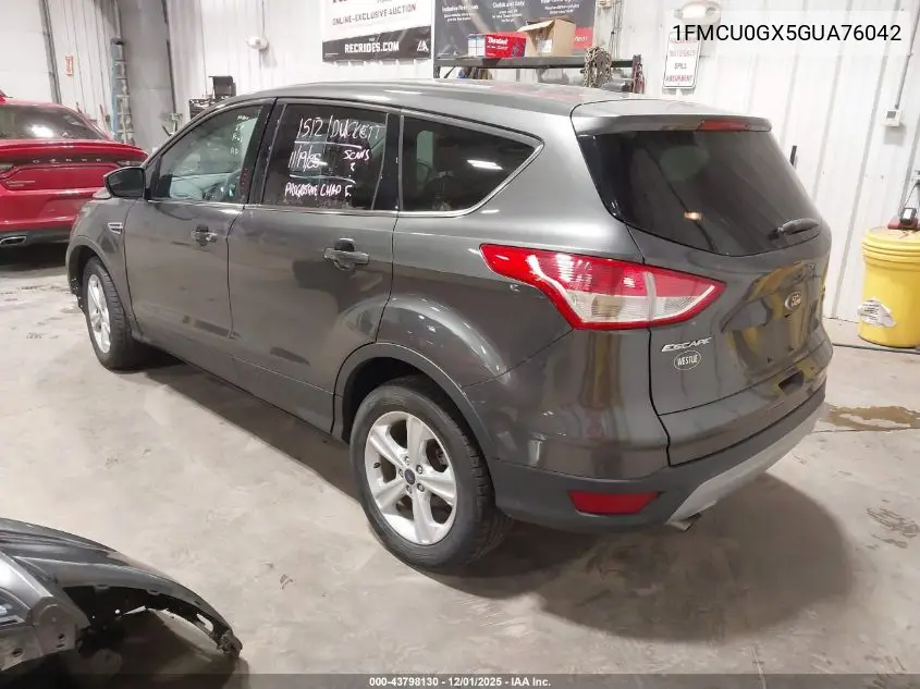 1FMCU0GX5GUA76042 2016 Ford Escape Se