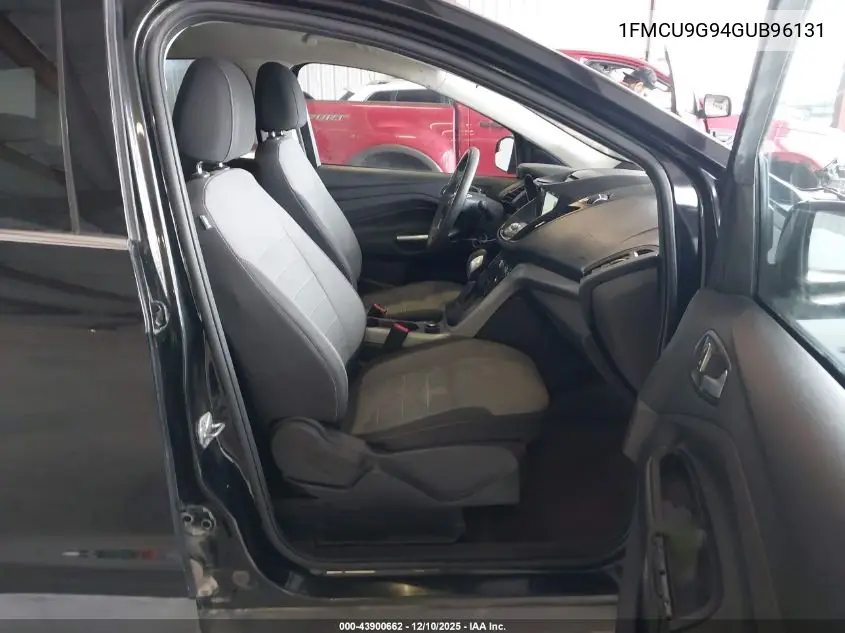 1FMCU9G94GUB96131 2016 Ford Escape Se