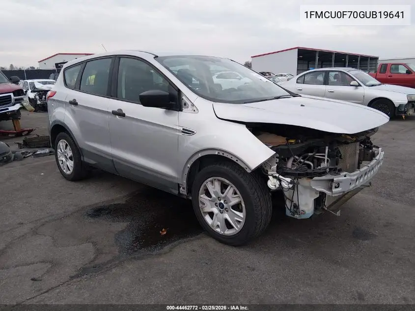 1FMCU0F70GUB19641 2016 Ford Escape S