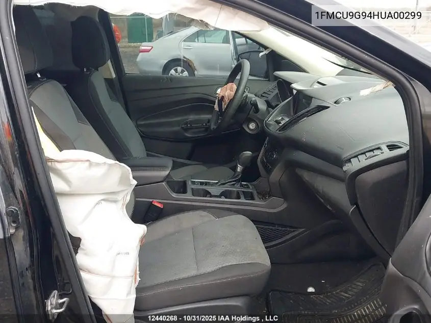 1FMCU9G94HUA00299 2017 Ford Escape Se