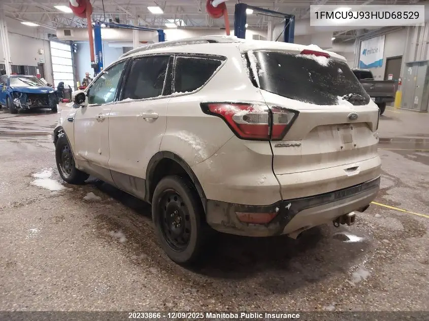 1FMCU9J93HUD68529 2017 Ford Escape Titanium