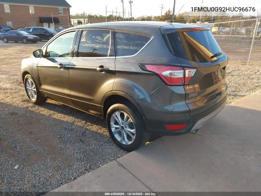 1FMCU0G92HUC96676 2017 Ford Escape Se