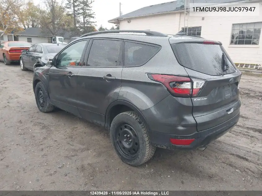 1FMCU9J98JUC97947 2018 Ford Escape Titanium