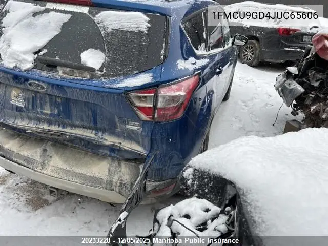 1FMCU9GD4JUC65606 2018 Ford Escape Se