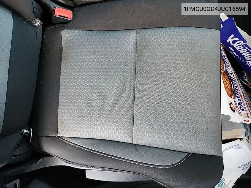 1FMCU0GD4JUC16594 2018 Ford Escape Se