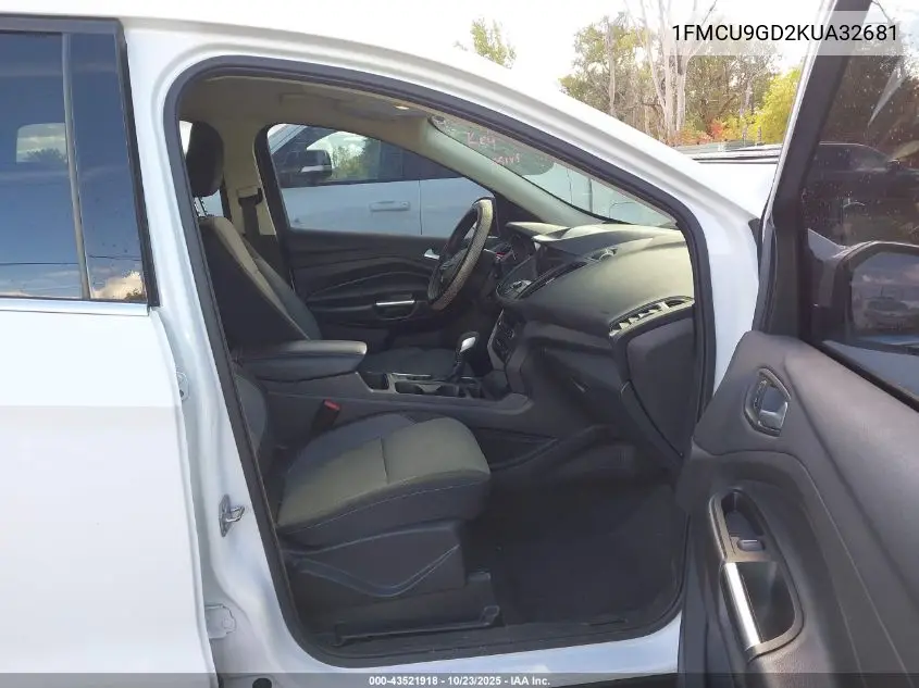 1FMCU9GD2KUA32681 2019 Ford Escape Se