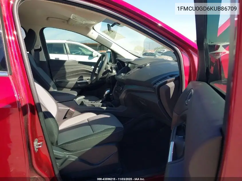 1FMCU0GD6KUB86709 2019 Ford Escape Se