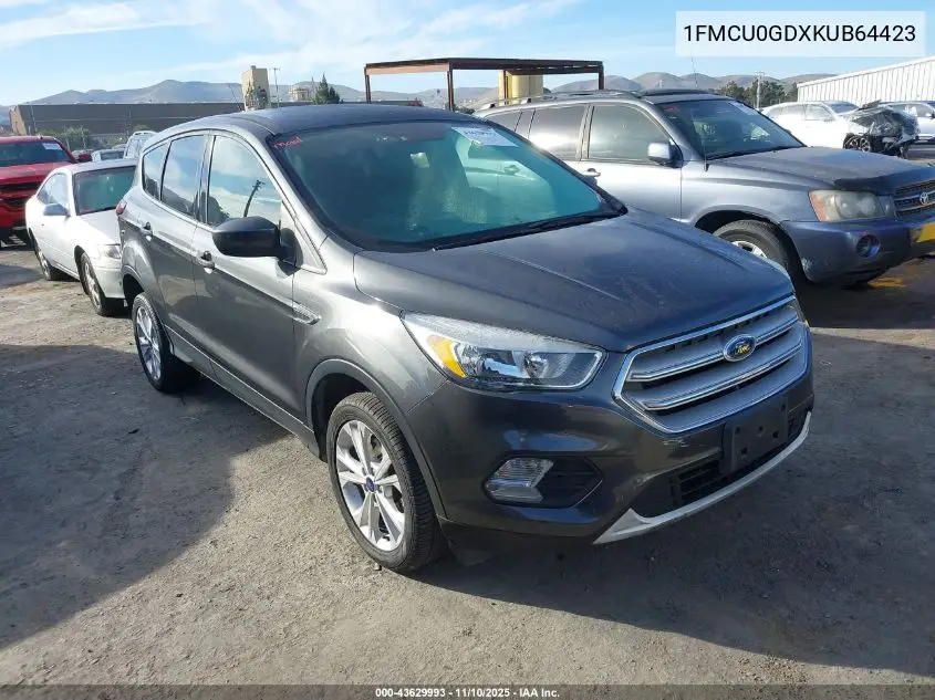 1FMCU0GDXKUB64423 2019 Ford Escape Se