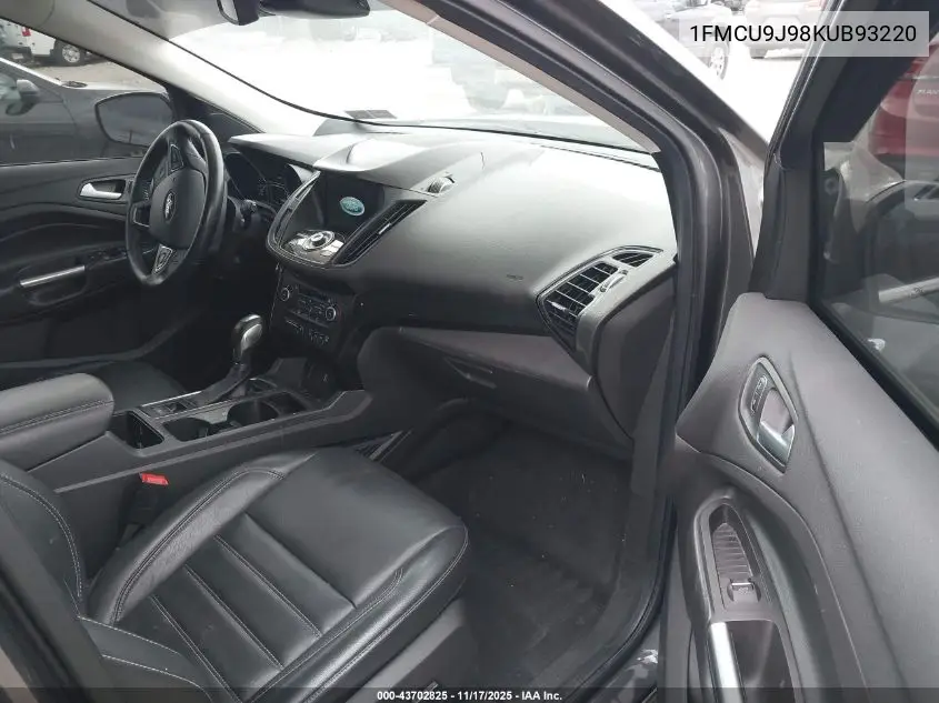 1FMCU9J98KUB93220 2019 Ford Escape Titanium
