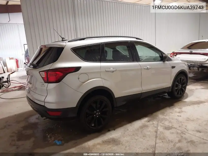 1FMCU0GD6KUA39743 2019 Ford Escape Se