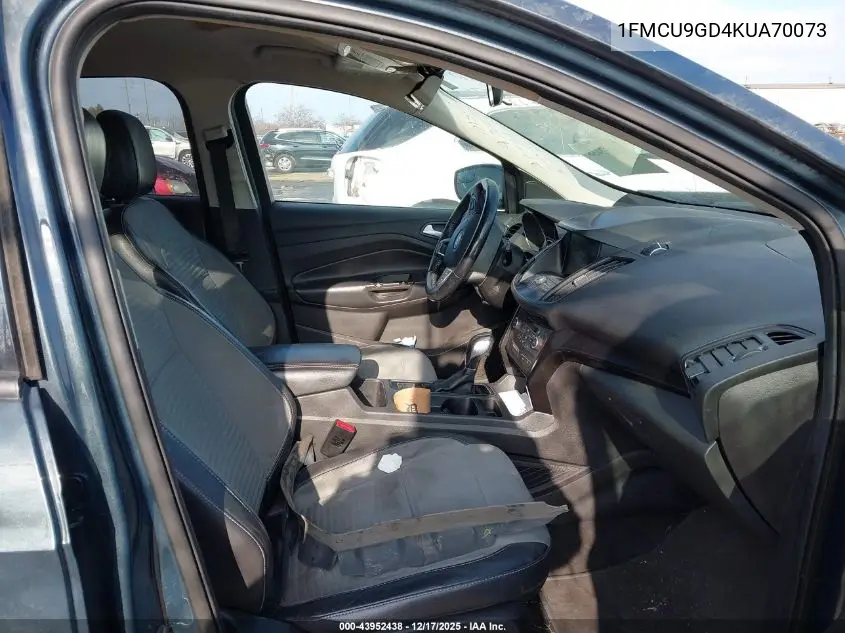 1FMCU9GD4KUA70073 2019 Ford Escape Se
