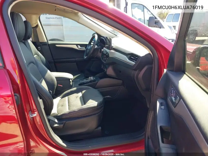 1FMCU0H6XLUA76019 2020 Ford Escape Sel