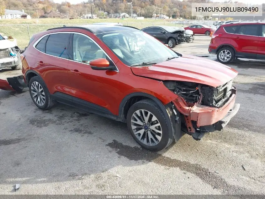1FMCU9J90LUB09490 2020 Ford Escape Titanium
