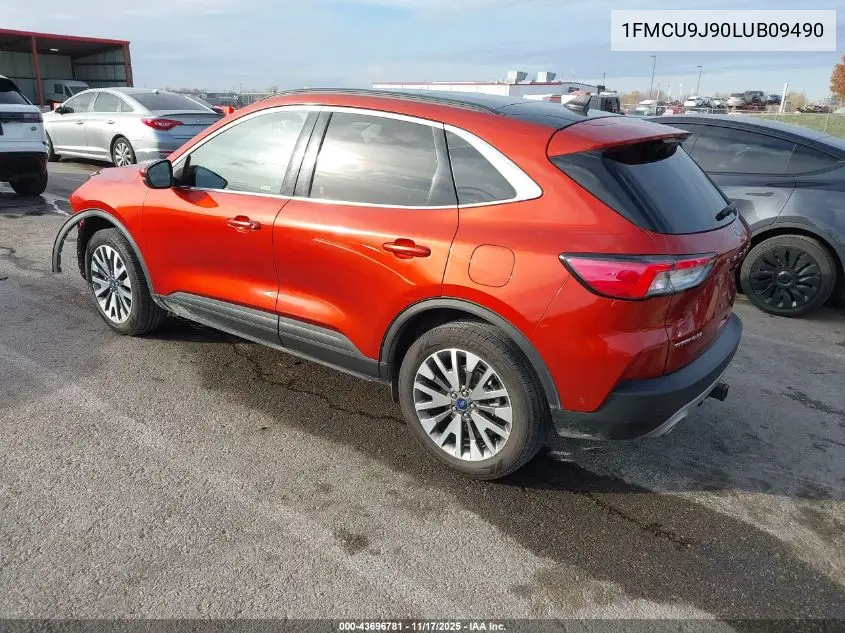 1FMCU9J90LUB09490 2020 Ford Escape Titanium