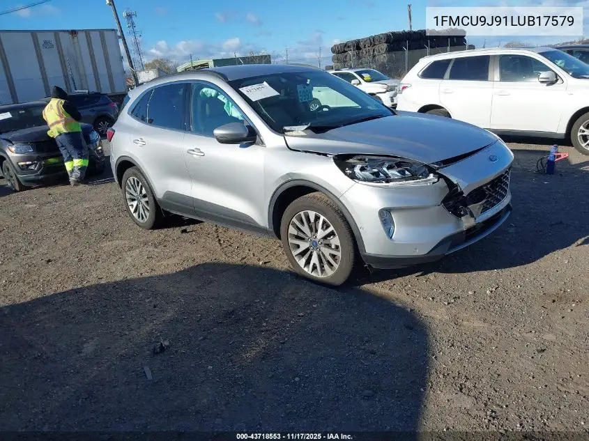 1FMCU9J91LUB17579 2020 Ford Escape Titanium
