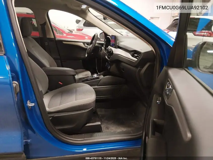 1FMCU0G69LUA92102 2020 Ford Escape Se