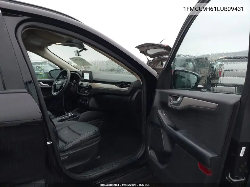 1FMCU9H61LUB09431 2020 Ford Escape Sel
