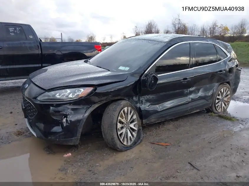 1FMCU9DZ5MUA40938 2021 Ford Escape Titanium Hybrid