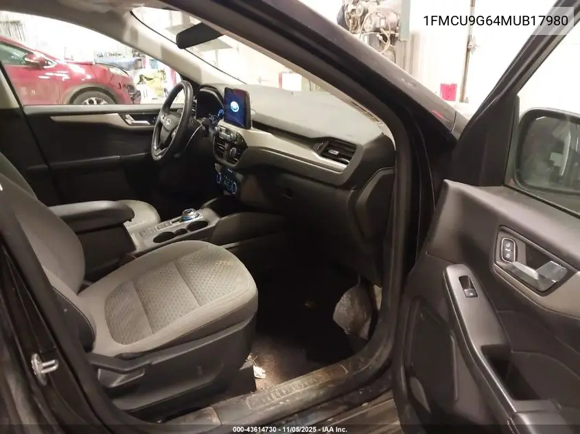 1FMCU9G64MUB17980 2021 Ford Escape Se