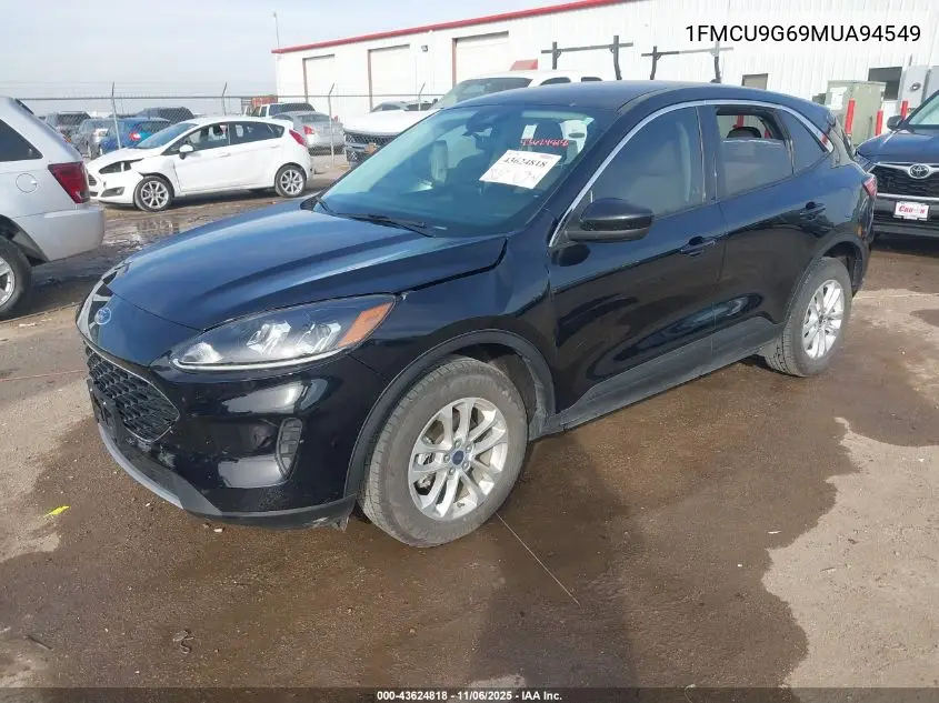 1FMCU9G69MUA94549 2021 Ford Escape Se