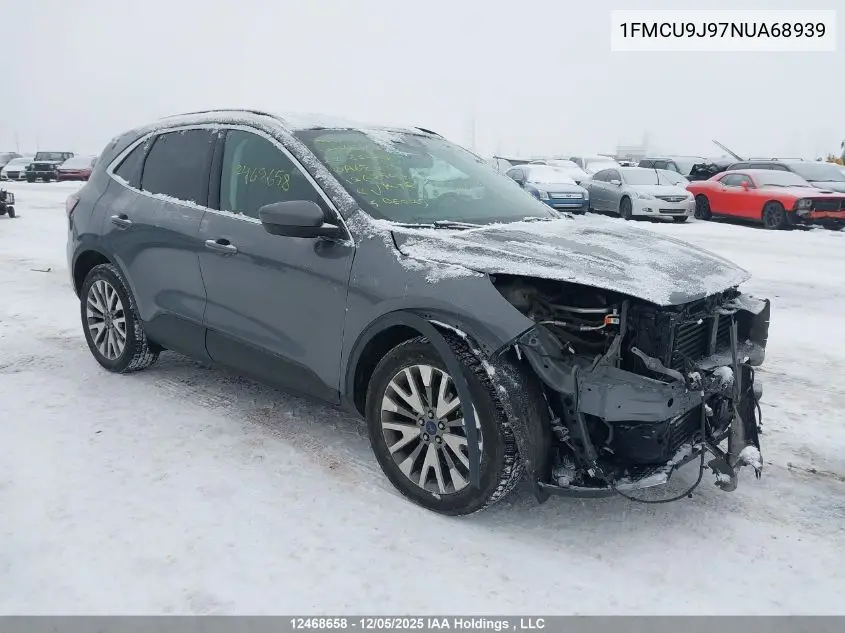 1FMCU9J97NUA68939 2022 Ford Escape Titanium
