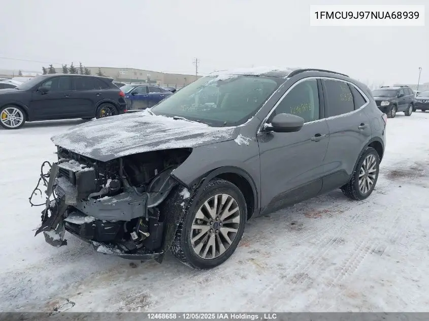 1FMCU9J97NUA68939 2022 Ford Escape Titanium