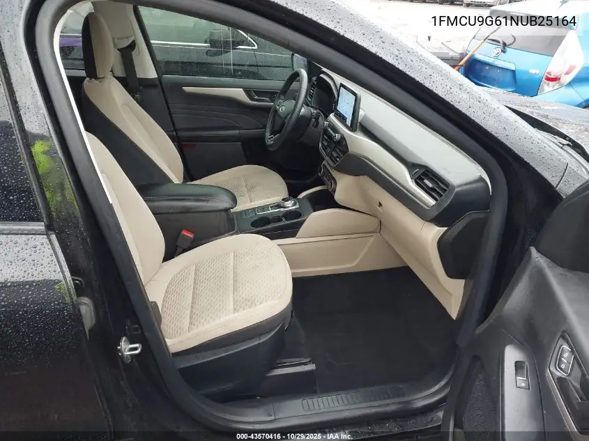 1FMCU9G61NUB25164 2022 Ford Escape Se