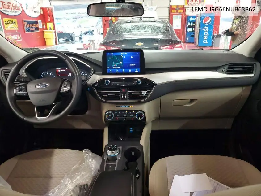 1FMCU9G66NUB63862 2022 Ford Escape Se