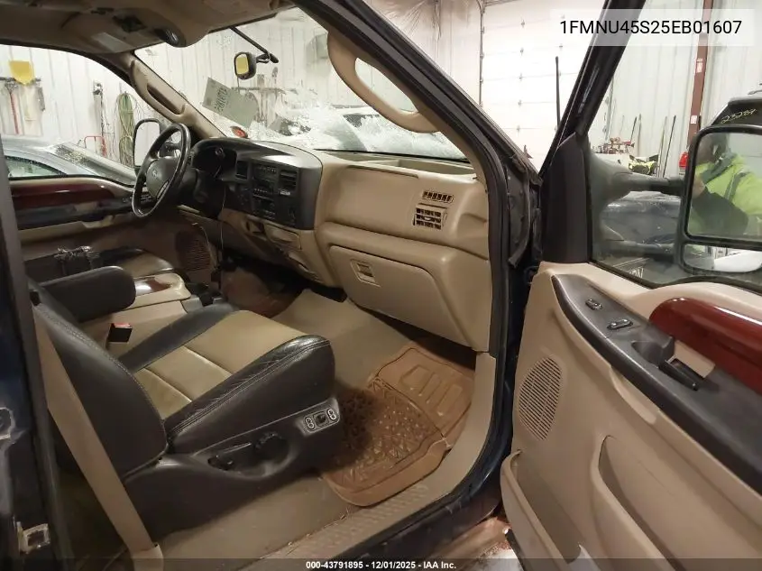 1FMNU45S25EB01607 2005 Ford Excursion Eddie Bauer
