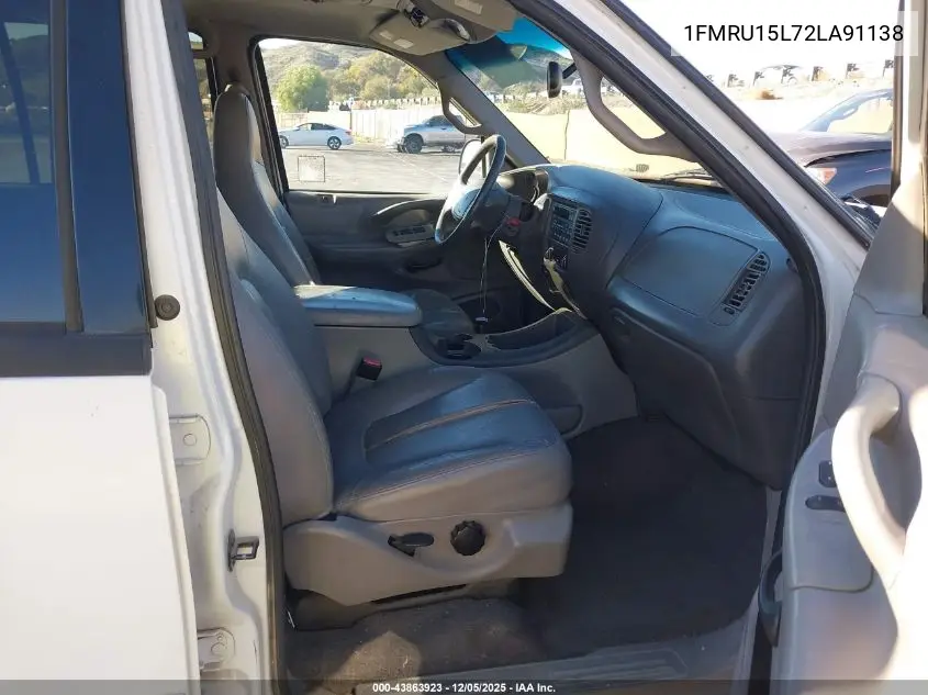 1FMRU15L72LA91138 2002 Ford Expedition Xlt