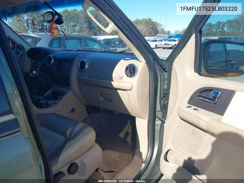 1FMFU17525LB03220 2005 Ford Expedition Eddie Bauer/King Ranch