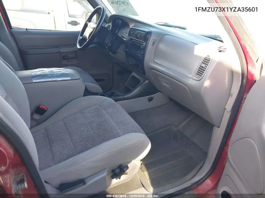 1FMZU73X1YZA35601 2000 Ford Explorer Xlt