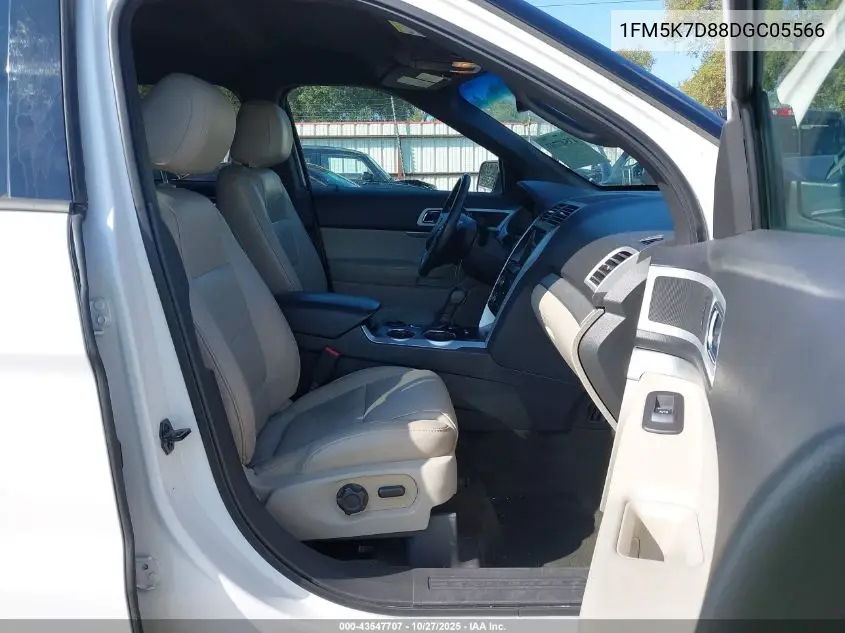 1FM5K7D88DGC05566 2013 Ford Explorer Xlt