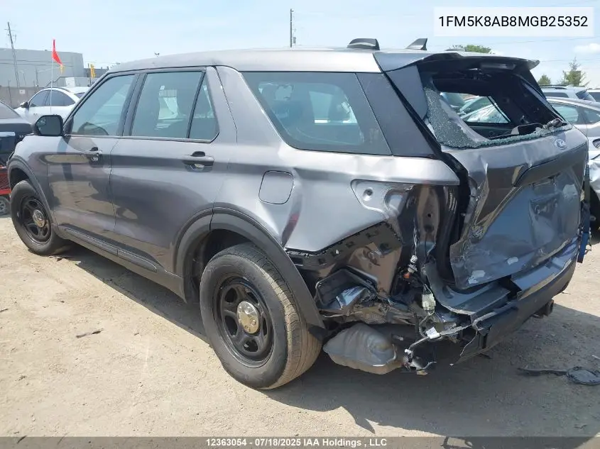1FM5K8AB8MGB25352 2021 Ford Explorer Police Interceptor
