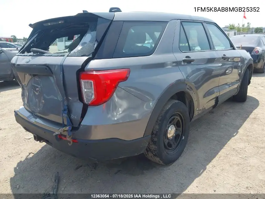 1FM5K8AB8MGB25352 2021 Ford Explorer Police Interceptor
