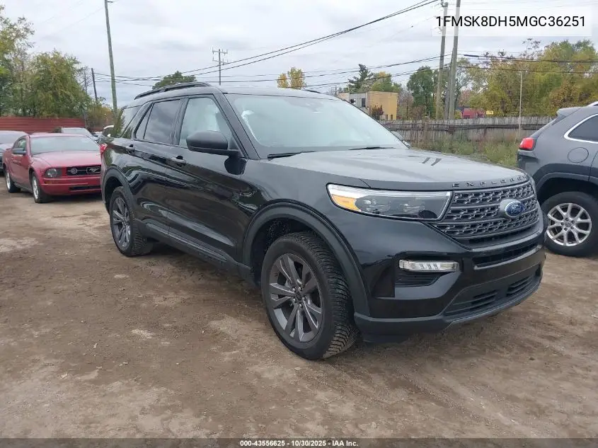 1FMSK8DH5MGC36251 2021 Ford Explorer Xlt