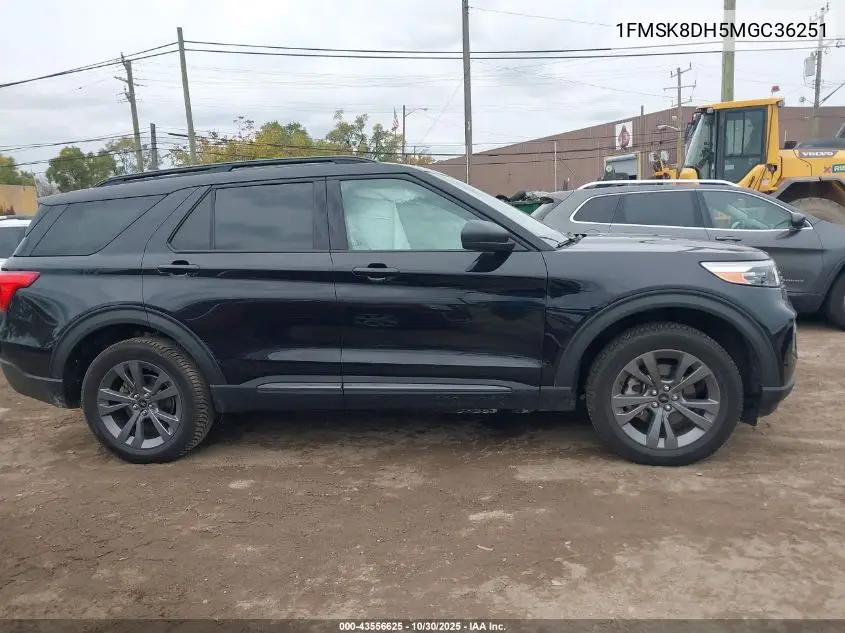 1FMSK8DH5MGC36251 2021 Ford Explorer Xlt