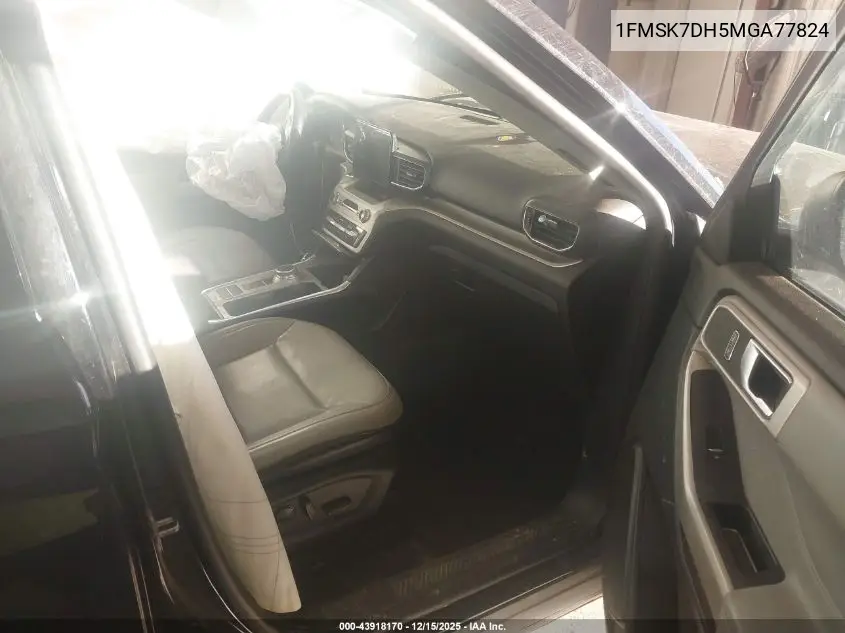 1FMSK7DH5MGA77824 2021 Ford Explorer Xlt