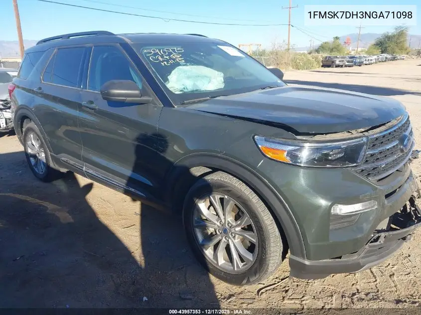 1FMSK7DH3NGA71098 2022 Ford Explorer Xlt