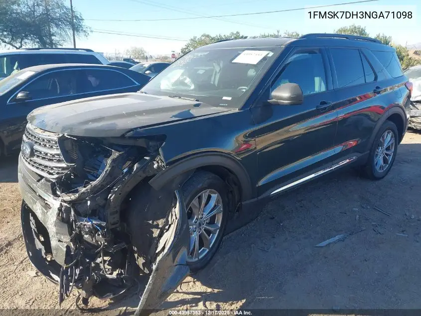 1FMSK7DH3NGA71098 2022 Ford Explorer Xlt