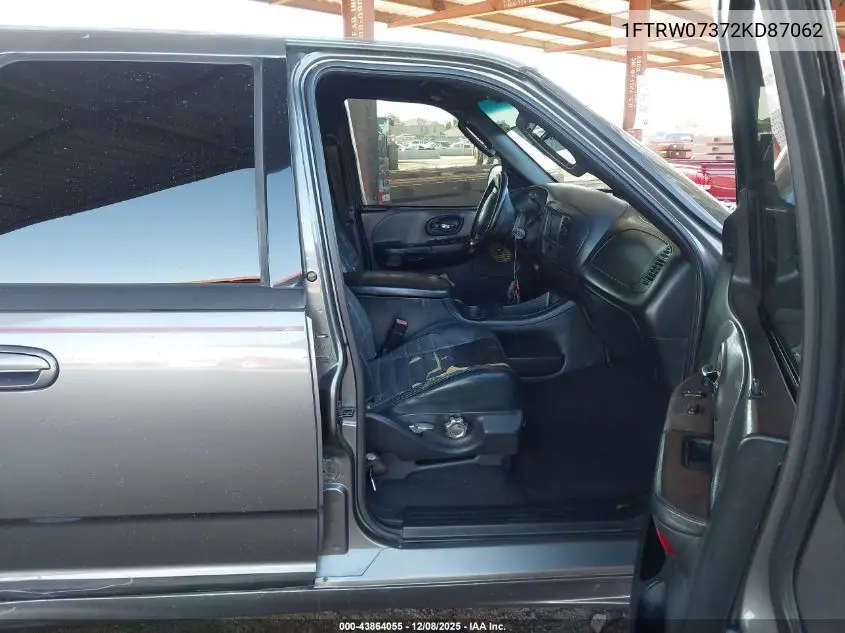 1FTRW07372KD87062 2002 Ford F-150 Lariat