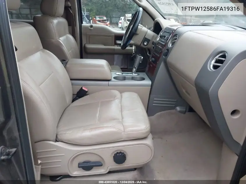 1FTPW12586FA19316 2006 Ford F-150 Lariat/Xlt