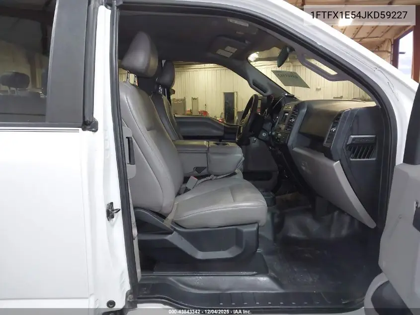 1FTFX1E54JKD59227 2018 Ford F-150 Xl
